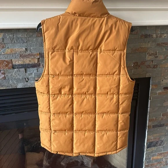 Mustard vest in size small. - Picture 2 of 3